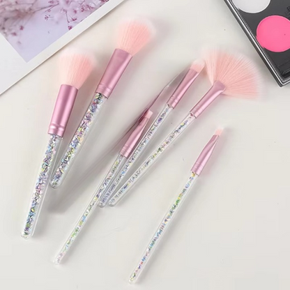 Sweet Beauty 7-Pcs Makeup Brush Set – Professional & Beginner (Random Color)